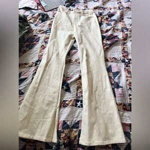 Crème FINESSE bootcut pants